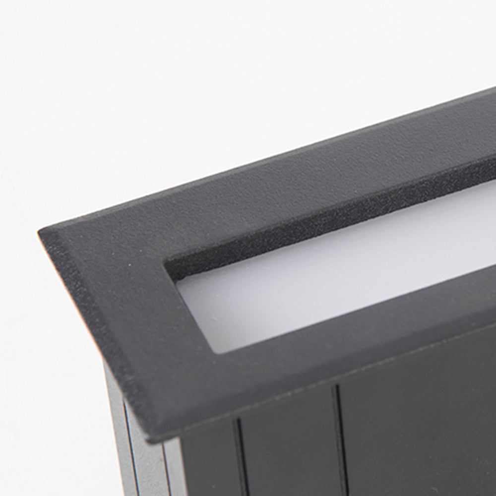 Calvorn Step Light Modern Rectangular Black Outdoor - Sereilux