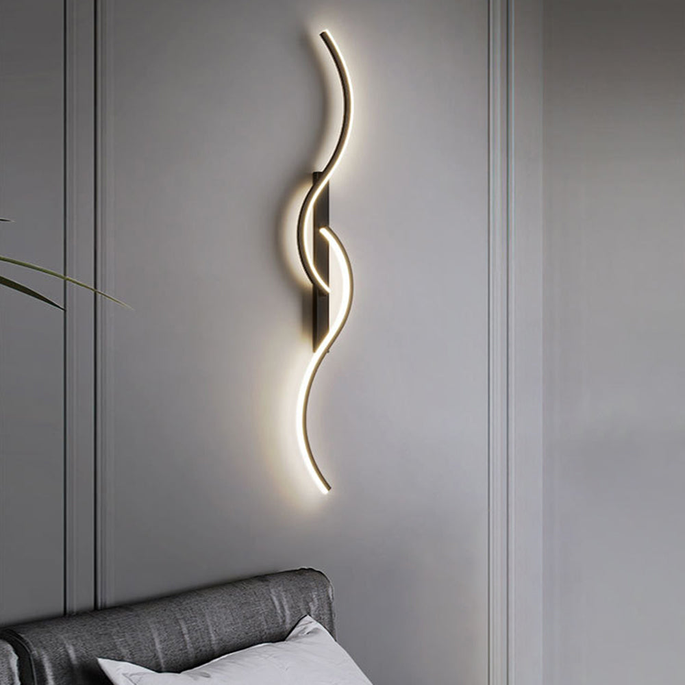 Vireth Modern Linear Wave Bedroom Wall Lamp, Black/Gold - Sereilux