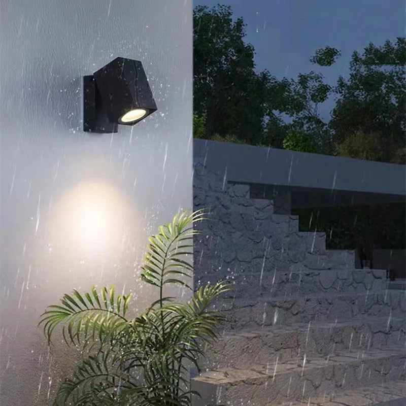 Lyris Wall Lamp Modern Outdoor Rotatable Spotlight Black - Sereilux