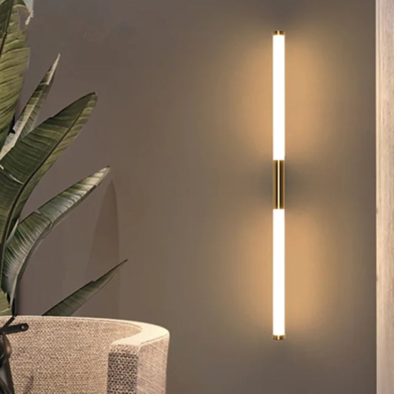 Aeri Minimalist Linear Wall Lamp, Gold - Sereilux