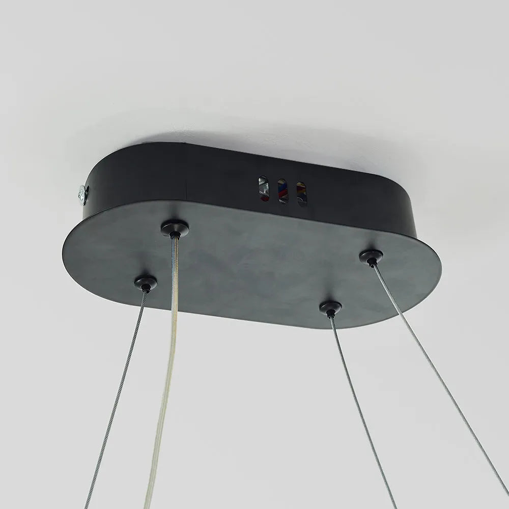 Minimalistyczna owalna lampa wisząca do wnętrz Avenor - Sereilux