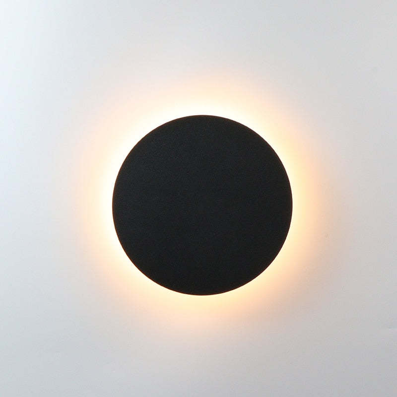 Dori Minimalistische runde/quadratische Außenwandleuchte LED, Schwarz/Weiß - Sereilux