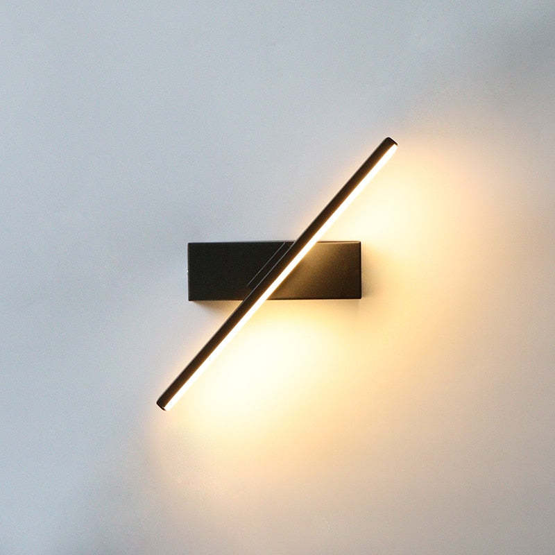 Darin Rotatable Wall Lamp for Bedroom, Black/White - Sereilux
