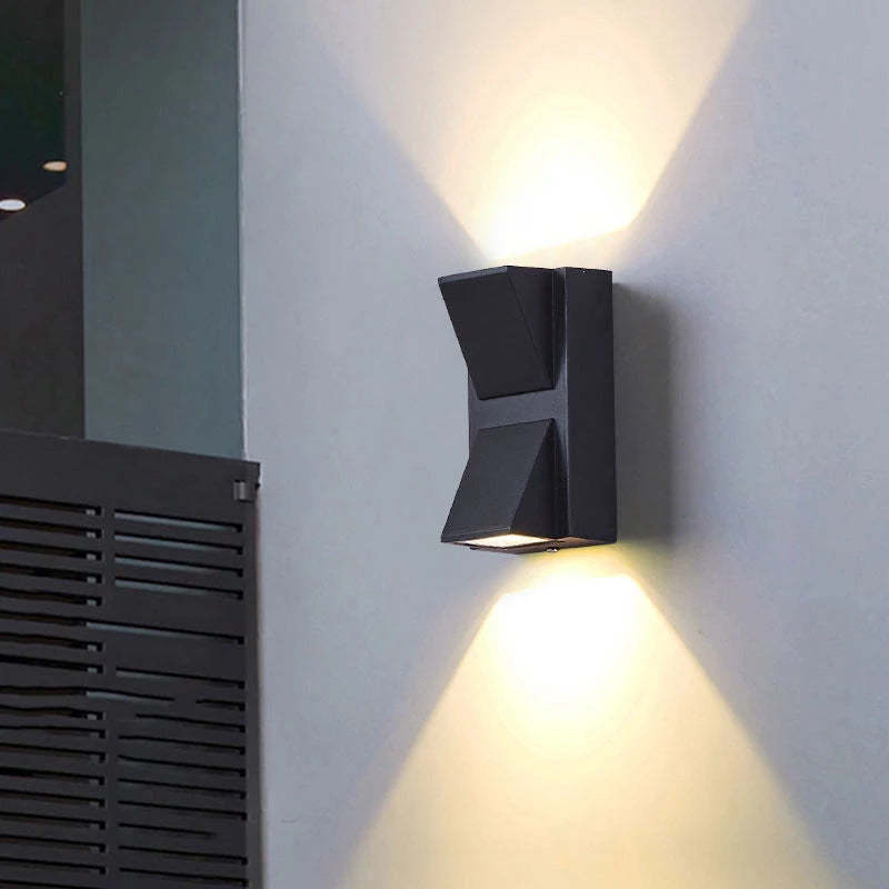 Lampă de perete exterioară modernă Terin neagră cu LED - Sereilux