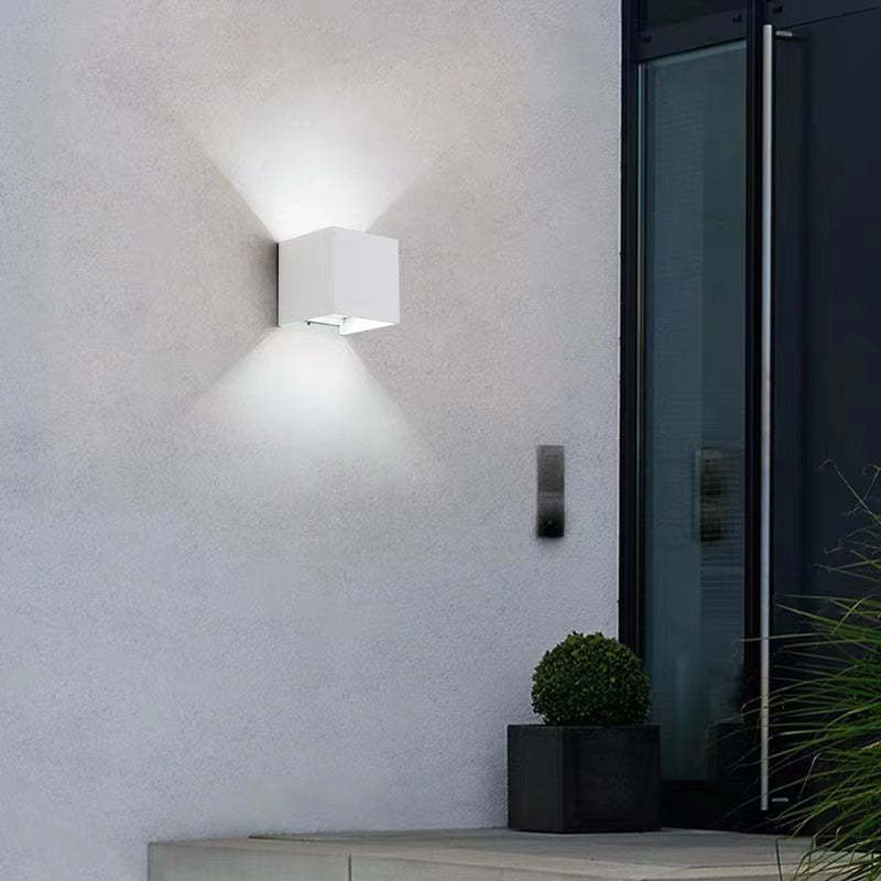 Lampă de perete exterioară pătrată modernă reglabilă Eronil cu LED - Sereilux