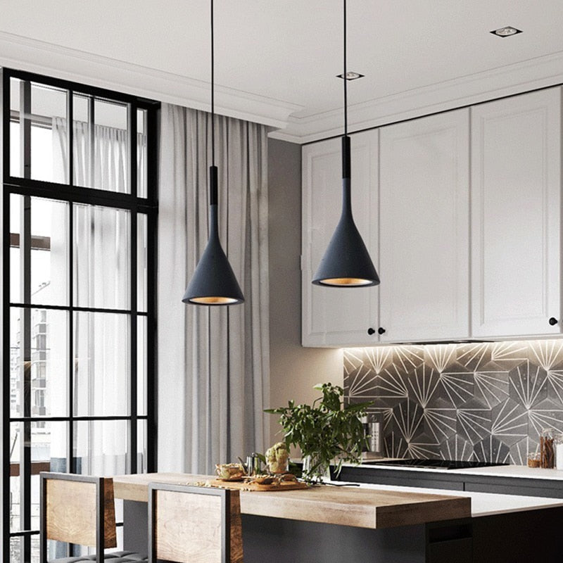 Dareno Suspension Moderne. Triangle-Luire