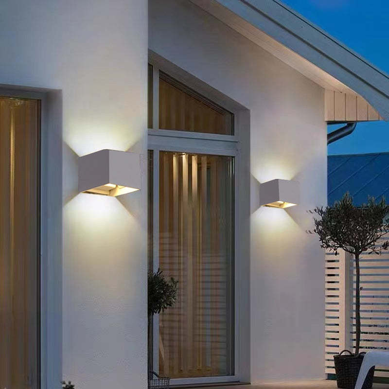 Lampă de perete exterioară pătrată modernă reglabilă Eronil cu LED - Sereilux
