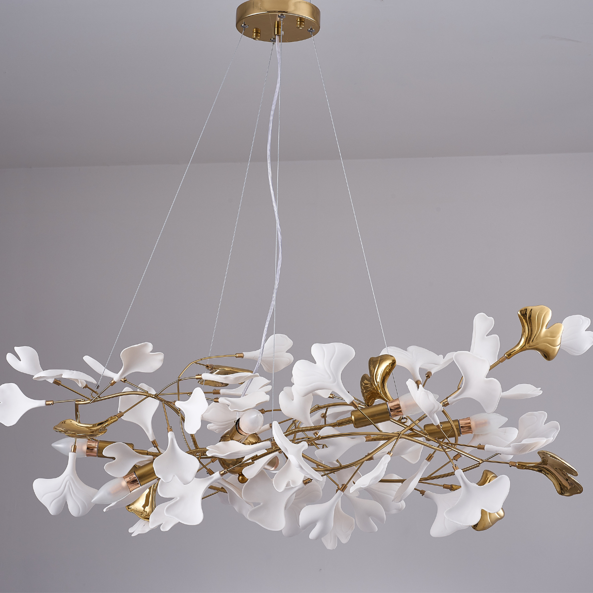 Korinor Lustre Suspension Feuille Artistic Design. Métal/Céramique. Blanc. Salon-Luire
